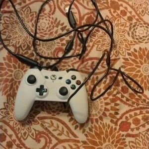 One Xbox controller for Xbox One